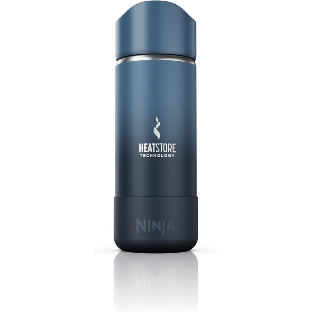 Imagen de la taza de viaje Ninja Sip Perfect 16 oz en acero inoxidable, con tecnología HeatStore™ que ajusta y mantiene la temperatura de las bebidas, tapa antifugas y diseño portátil para disfrutar café o té caliente en cualquier lugar.