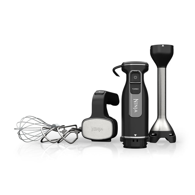 Imagen del Sistema de Batidora de Potencia Ninja® Foodi® con motor potente y PowerBase™. Permite mezclar, batir y licuar ingredientes difíciles, masa para galletas, batidos y sopas, usando dos accesorios intercambiables para mayor versatilidad en la cocina.